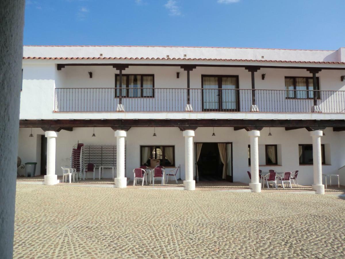 C.Rural Huertadeltiocruz Mestanza Exterior photo